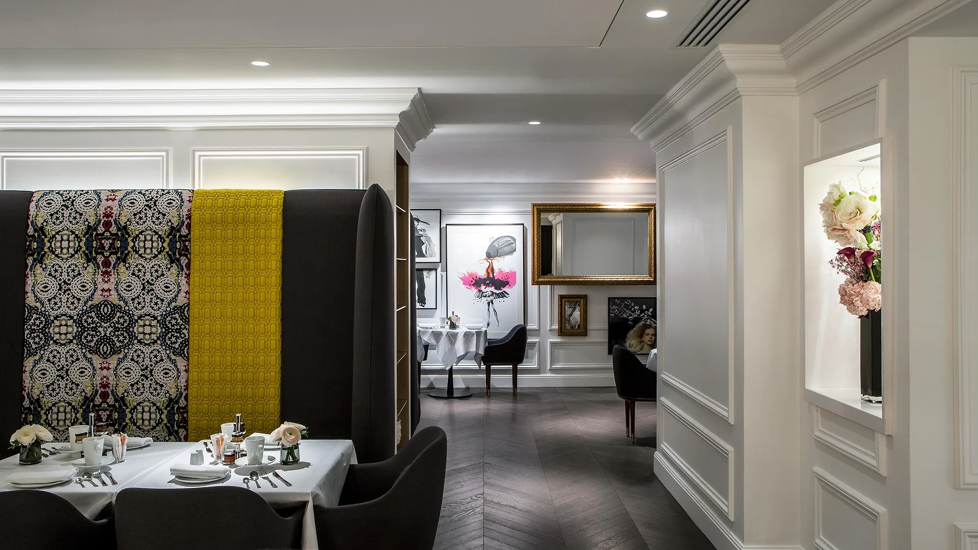 La Clef Champs-elysees By The Crest Collection Hotel Paris