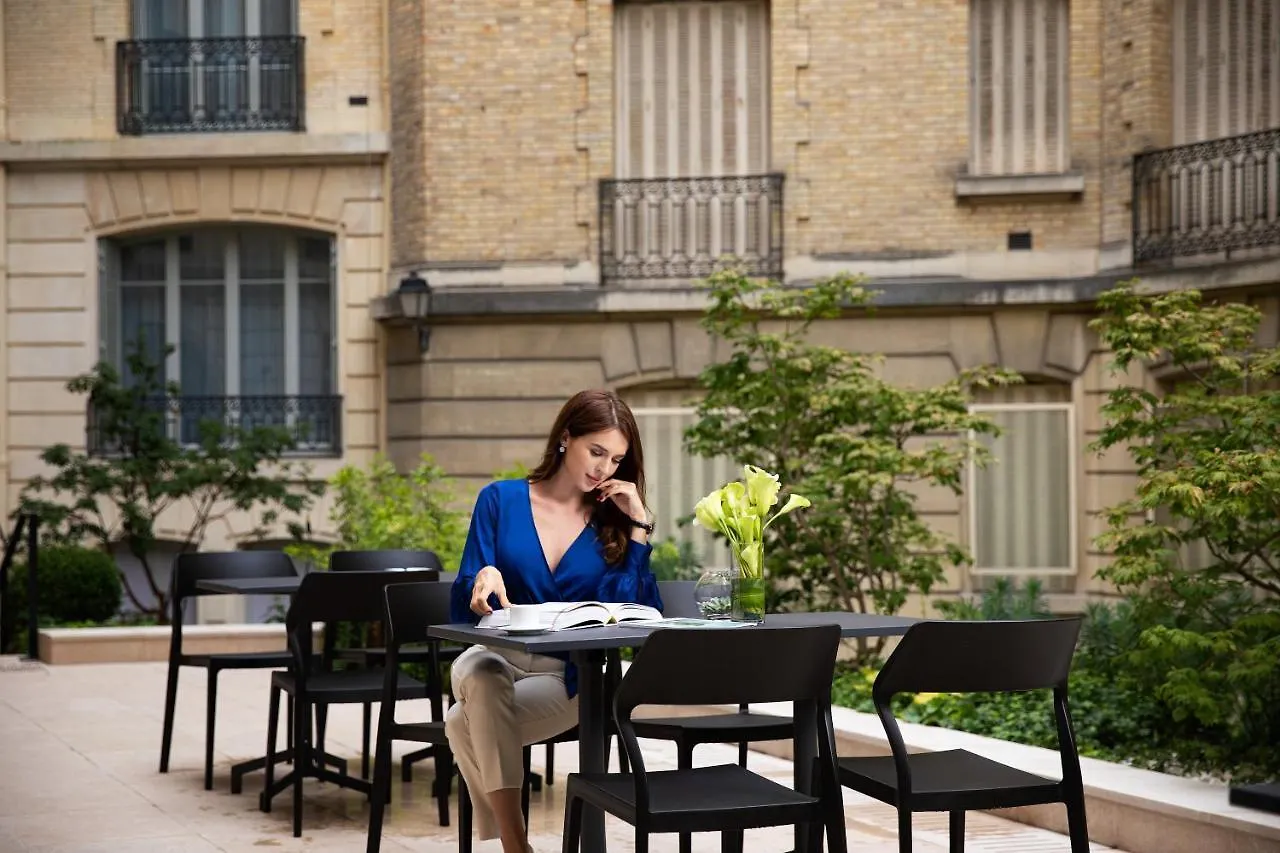 Hotel La Clef Champs-elysees By The Crest Collection Paris